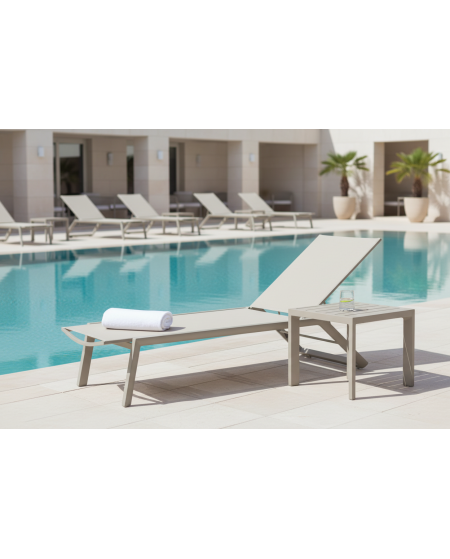 Leżak Riviera szampańsko-beżowy