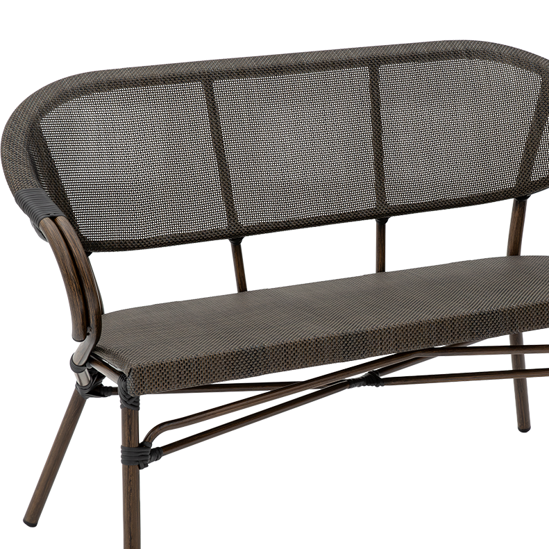 Siedzisko i oparcie ławki technorattanowej Camillo Bench w kolorze antracytowym.